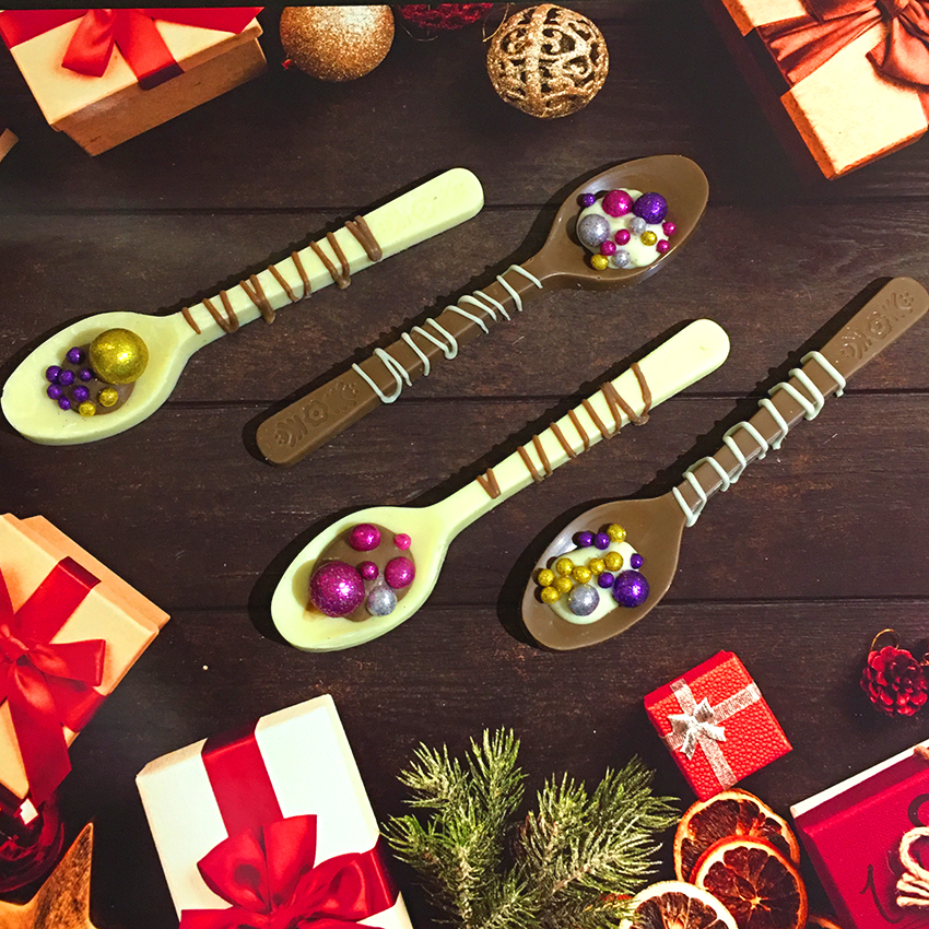 Шоколадные ложки, белый и молочный шоколад