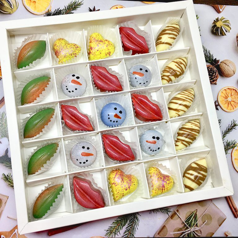 Новогодние Конфеты 25 штук, белый Бельгийский шоколад